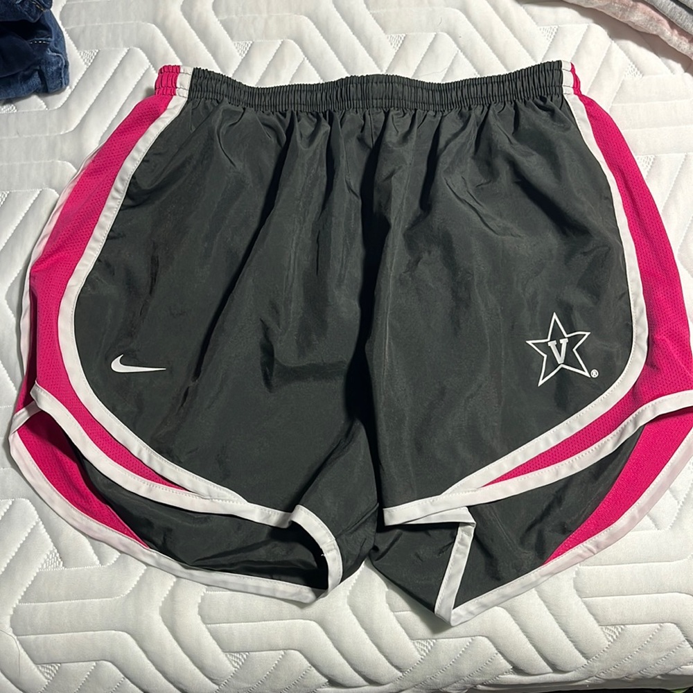 Nike Dryfit EUC Vanderbilt’s women’s shorts
